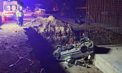 Çukura düşen otomobilden acı haber: 1 ölü, 5 yaralı