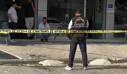 5’inci kattan düşen 49 yaşındaki adam hayatını kaybetti!