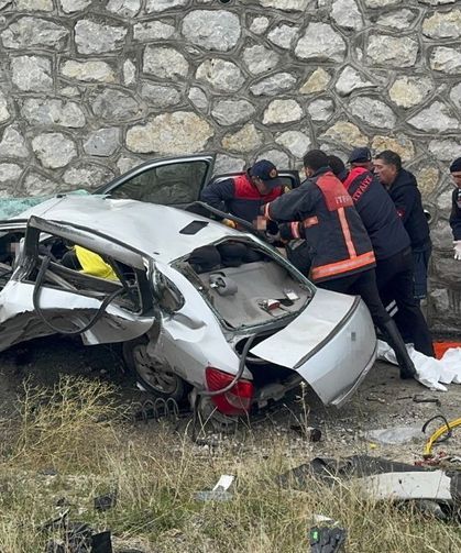 Yozgat’ı yasa boğan kaza! 1’i çocuk 4 kişi hayatını kaybetti