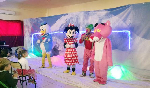 Sahne Senin Türkiye’m Çocuk Oyunları Festivali turnesi başladı
