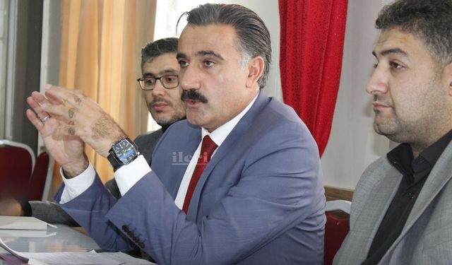 Belediye başkanlığı aday adaylığını açıklamıştı: Hızlı başlayıp yapacaklarını sıraladı!