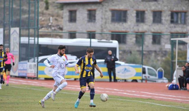 Bölgesel Amatör Lig: Hacılar Erciyesspor - Elazığ Aksaray Gençlikspor maç sonucu