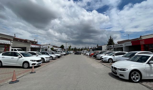 Araç piyasasında sert düşüş:  İşte şok eden fiyatlar!