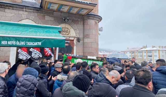 Kürşat Kadifekale'nin vefatı sevenlerini yasa boğdu