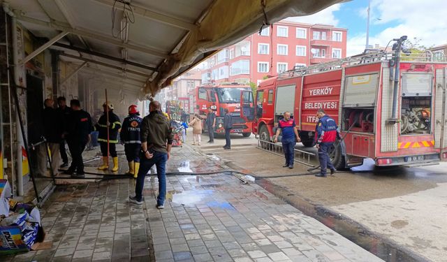 Yozgat'ta yangın paniğe yol açtı: Nedeni bilinmiyor!