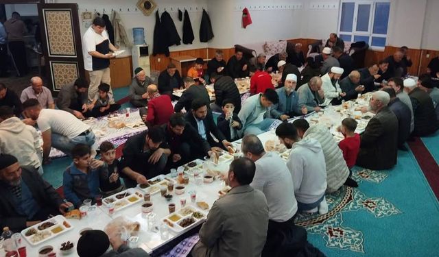 Yozgat'ta aileler iyilik sofrasında buluştu