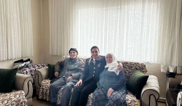 Yozgat Jandarmasından şehit ailesine anlamlı ziyaret