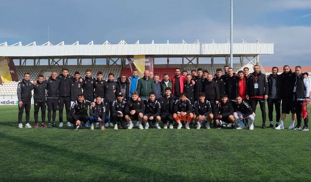 Yozgat Bozokspor’da vedalaşma