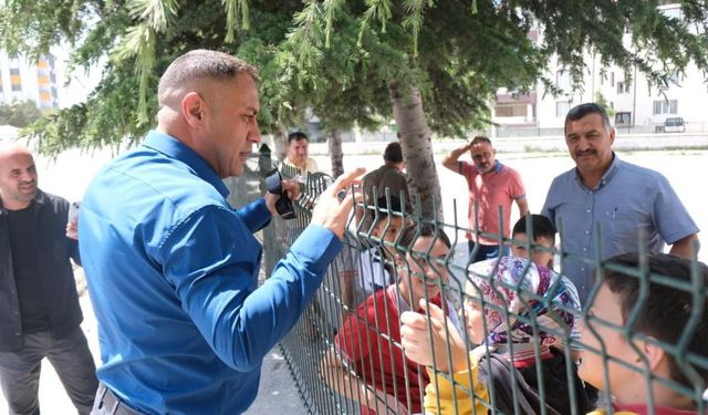 Belediye başkanından gençlere destek