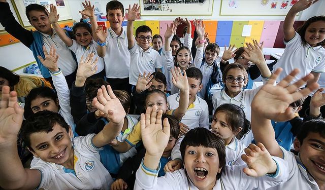 Yaz tatili süresi belli oldu! Yeni eğitim takvimi açıklandı