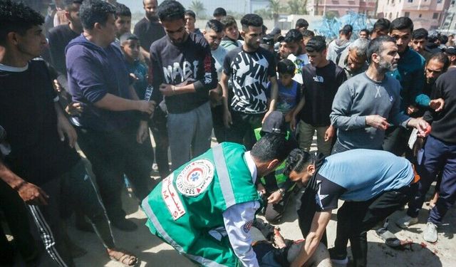 israil'in Gazze'ye saldırılarında ölü ve yaralı sayısı artıyor