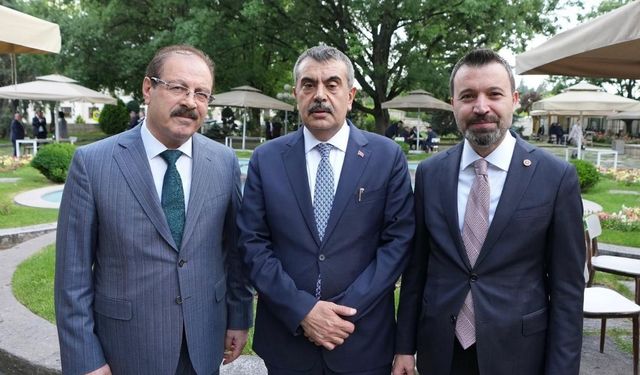 Süleyman Şahan ve Abdulkadir Akgül’den Bakan Tekin’e ziyaret