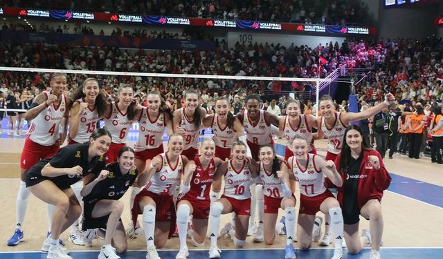 Filenin Sultanları Çin’i 3-2 mağlup etti