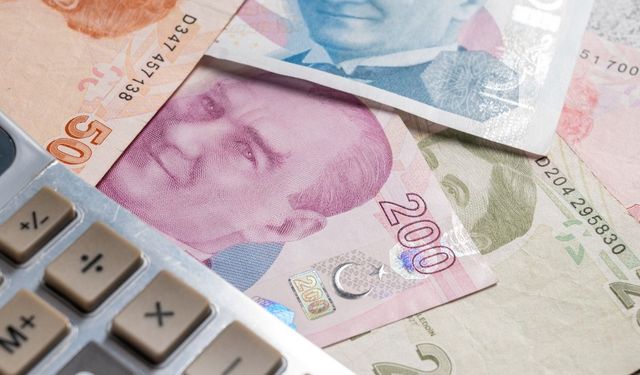 Memur ve emekliye ek zam olacak mı? Cevdet Yılmaz açıklama yaptı