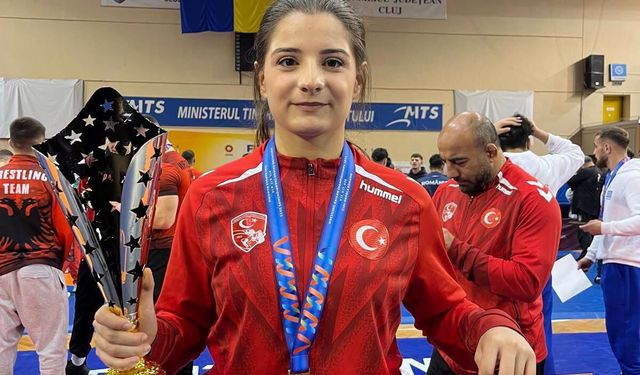Yozgatlı güreşçi Elif Sude Elmalı Avrupa Şampiyonası'nda