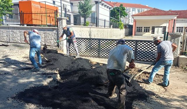 Saraykent’te asfalt bakım ve onarım çalışmaları sürüyor