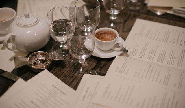 Kafe ve restoranlarda yeni dönem yarın başlıyor