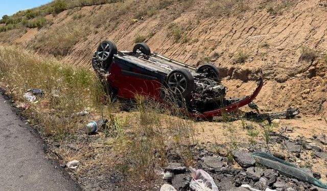 Yozgat'ta otomobil takla attı: 2 yaralı