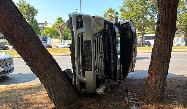 Kontrolden çıkan otomobil takla attı: Sürücü yaralandı