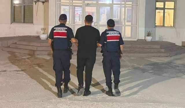 Yozgat’ta aranan 2 şahıs jandarma ekiplerince yakalandı