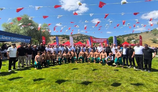 2027 Yıldızlar Güreş Şampiyonası Yozgat Derbent köyüne emanet