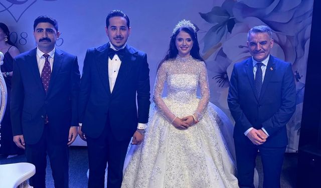 Vali Özkan, Enes ve Zehra çiftinin mutluluğuna ortak oldu