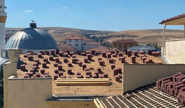 Saraykent’te okul binaları iyileştiriliyor