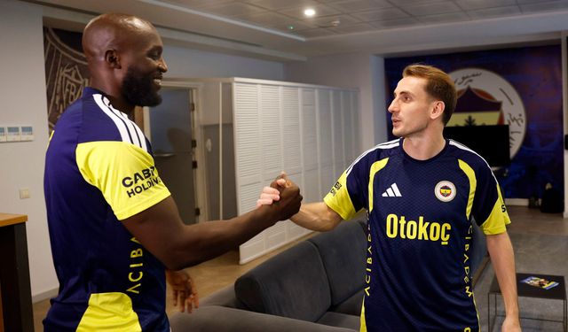 Fenerbahçe’nin yeni transferi Lukaku, Can Bartu Tesisleri’ni gezdi