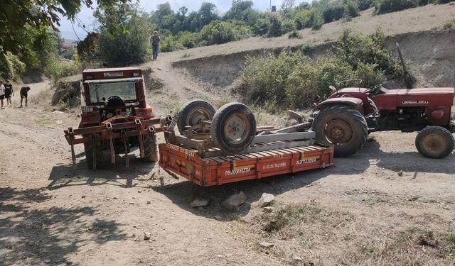 Traktör devrildi: 1 ölü, 3'ü çocuk 7 yaralı