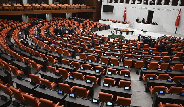 AK Parti'nin Meclis'teki sandalye sayısı 280'e yükseldi