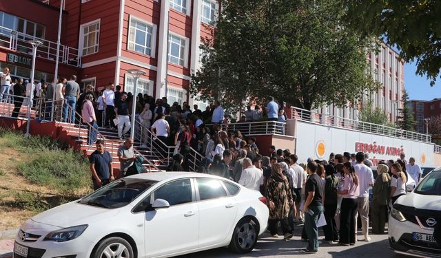 KPSS’de ilk oturum başladı: Yozgat’ta adaylar sınav heyecanı yaşadı