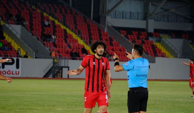 Niğde Belediyespor, Yozgat Belediyesi Bozokspor’u 3-1 yendi
