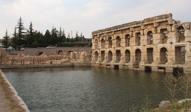 Yozgat’ın tarihi hamamı geçmişe ışık tutuyor
