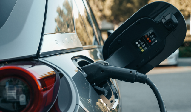 Elektrikli araç sahipleri dikkat: Kilometre başına vergi şoku!