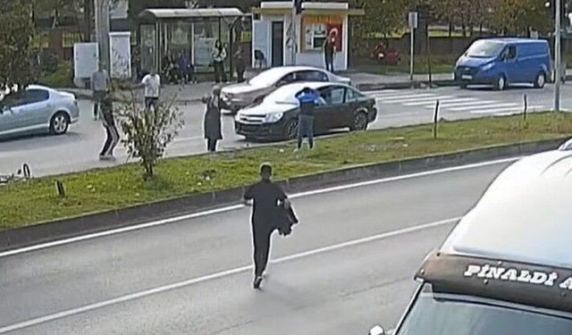 6 yaşındaki çocuğa otomobil çarptı!
