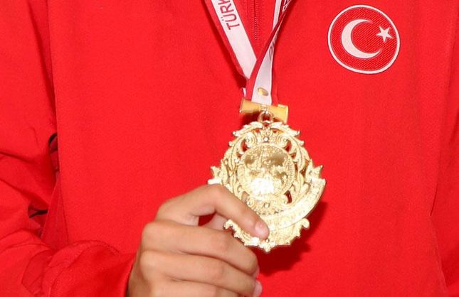 Üç altın madalya... Yozgat’ın gururu oldular!