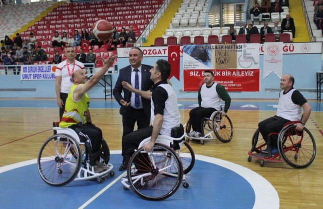 Yozgat'ta basketler engeller için atıldı!