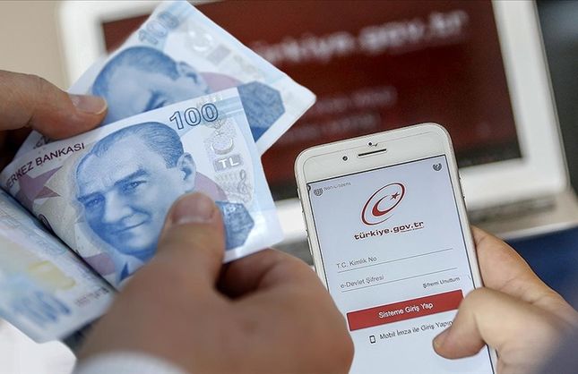 Üniversiteliler dikkat: Burslarınız kesilebilir!
