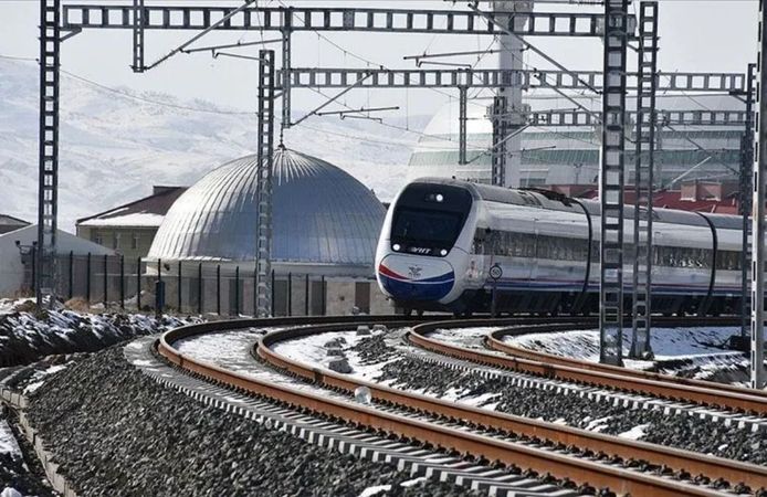 Hızlı trende yeni dönem başlıyor! Seyahat süresi 2 saat 15 dakikaya düşecek