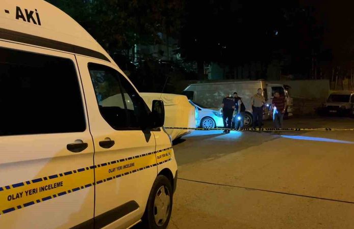Silahlı kavgada kan aktı: 1 yaralı