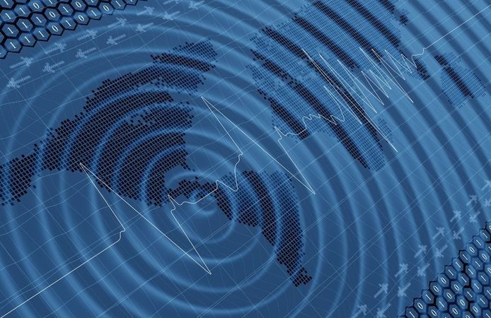 Sabah saatlerinde 4 büyüklüğünde deprem