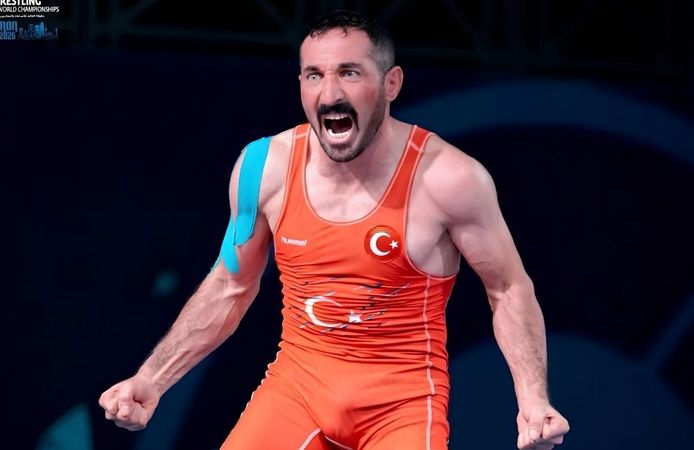 Yozgatlı güreşçi dünya üçüncüsü oldu!