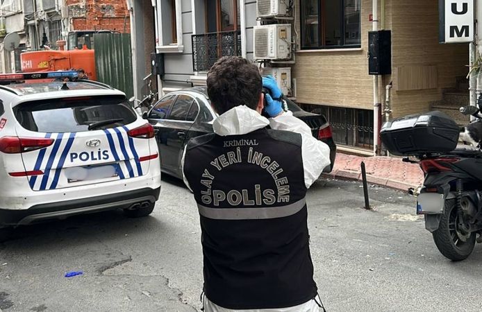 Şüpheli ölüm: Çatıya çıkan genç kadın apartman boşluğuna düştü