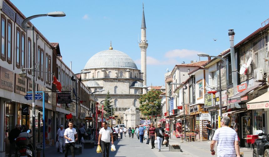 Yozgat’ta şifa arayanlar aktarların yolunu tutuyor!