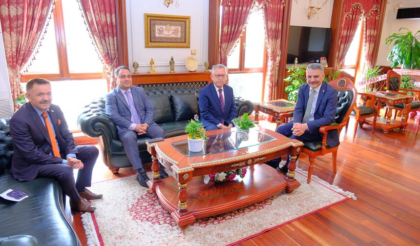 Yozgat Valisi Özkan'dan Kazım Arslan ve Adnan Ünal'a ziyaret
