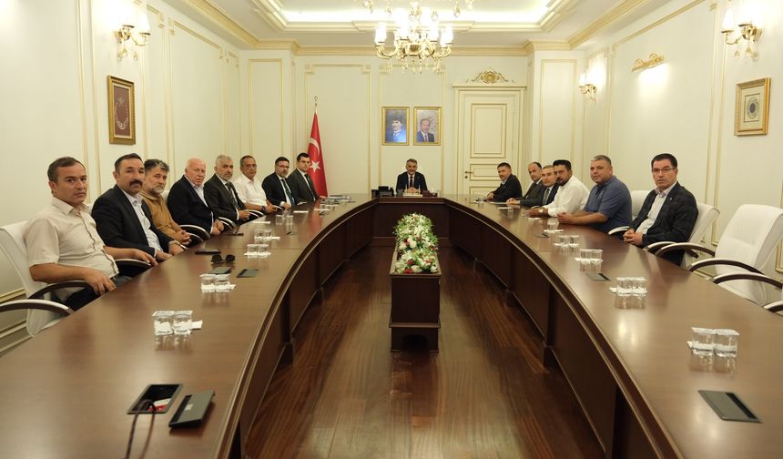 Vali Özkan başkanlığında OSB toplantısı yapıldı
