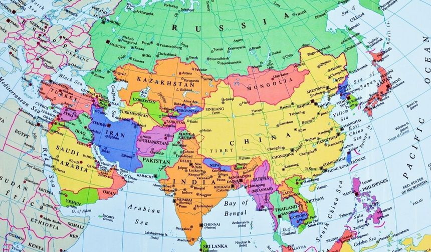 Kırgızistan ile Özbekistan arasında sınır anlaşması: İki köy Kırgızistan’a geçti