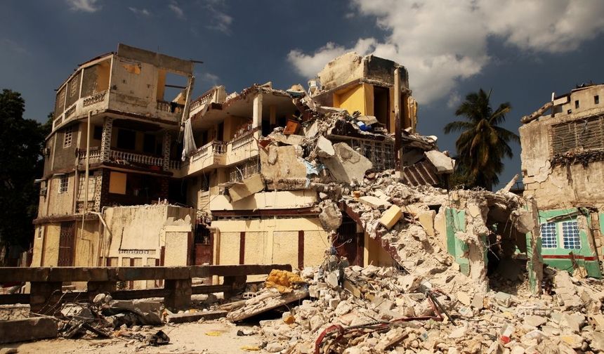 Dünya beşik gibi sallanıyor! Son 24 saatte 4 büyük deprem