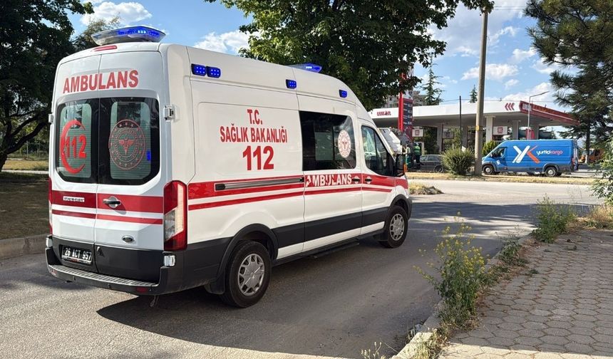 Otomobilin çarptığı 61 yaşındaki kadın yaralandı
