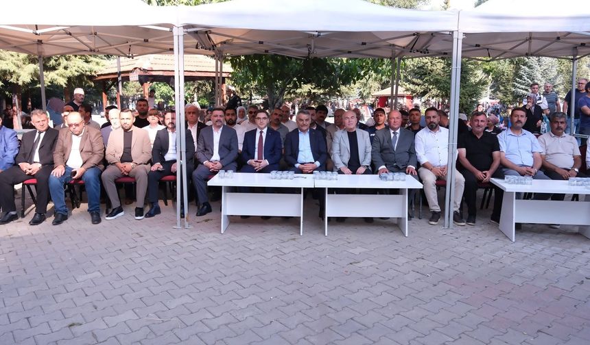 Vali Özkan, Çayıralan 16. Bal ve Kültür Festivali’ne katıldı